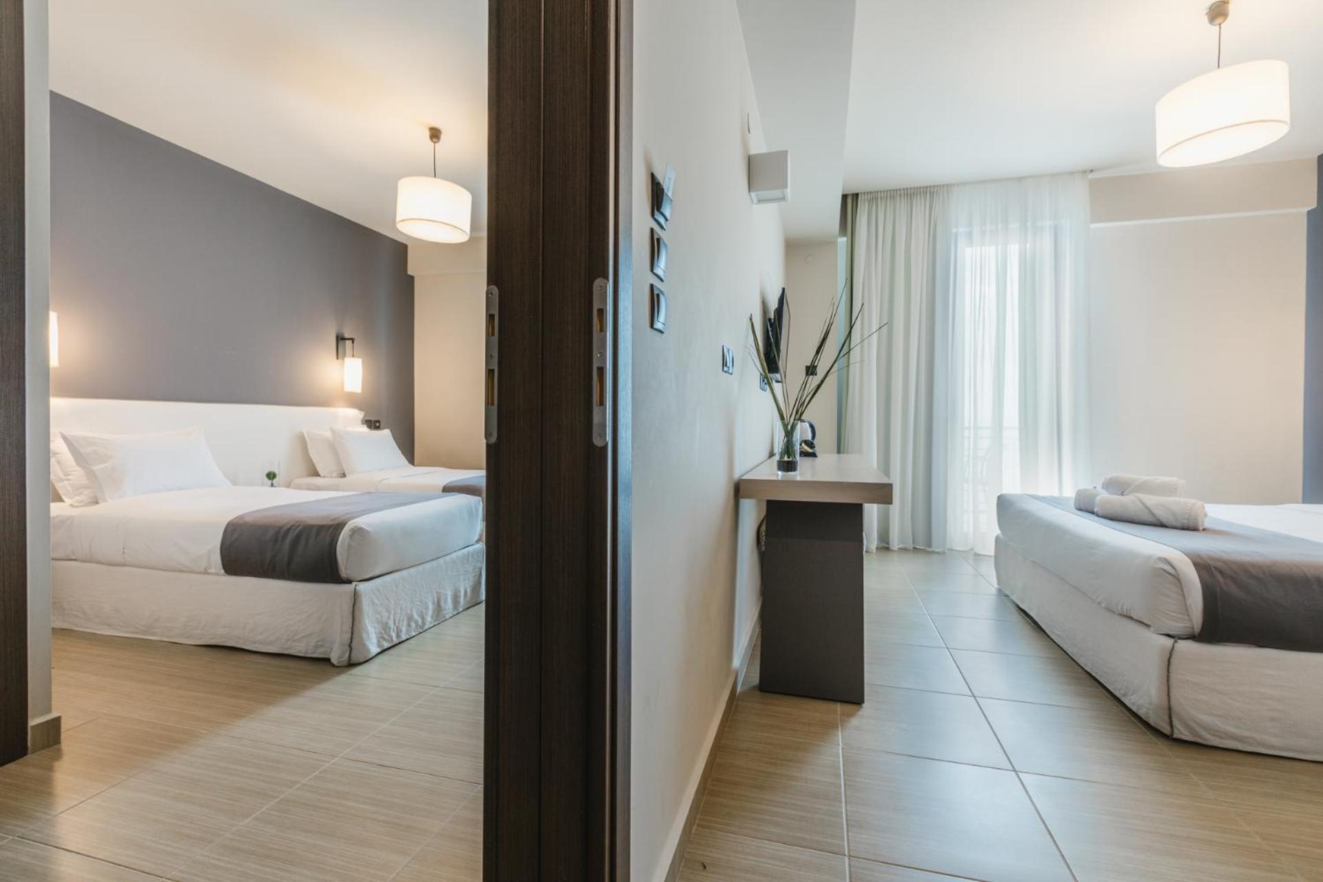 Infinity Hotel Gytheio Exterior foto